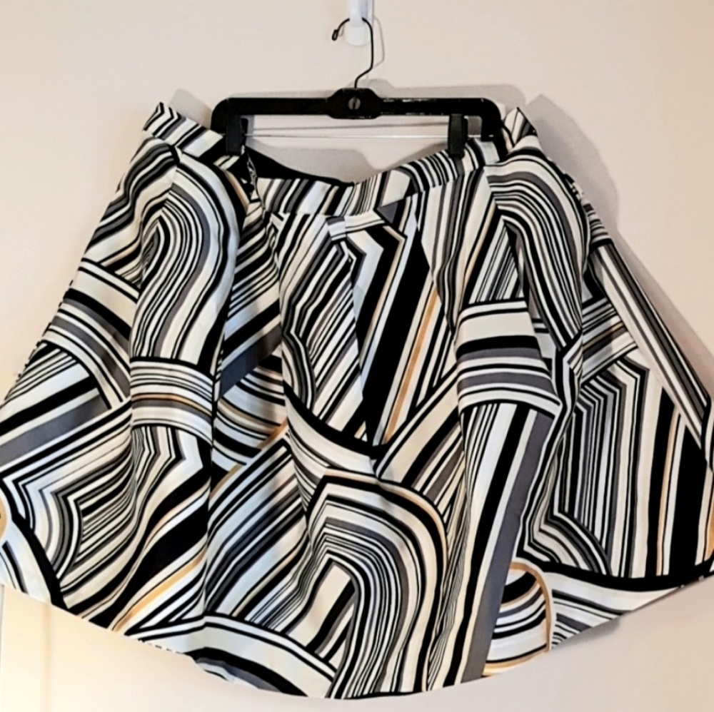 Lane Bryant Circle Skirt with pockets